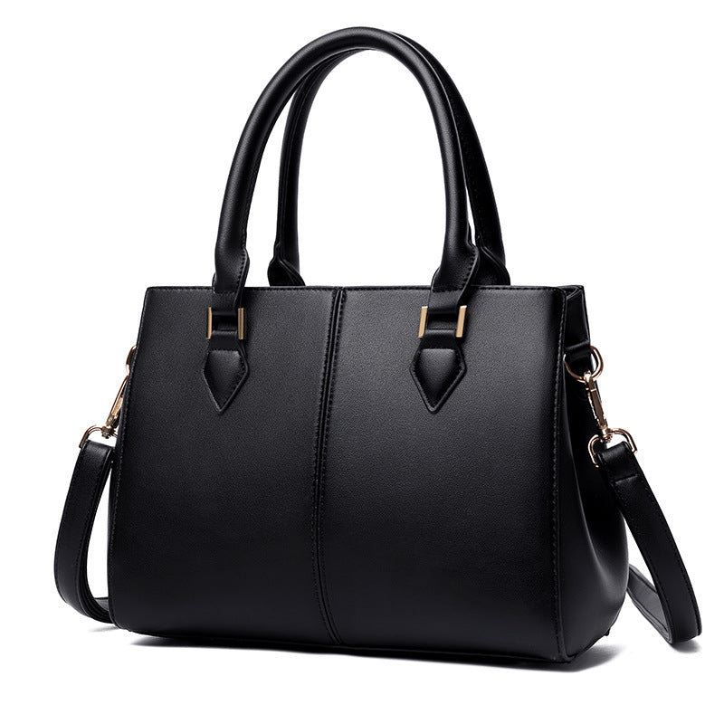Elegant black Velara™ bag | Premium and sophisticated design