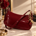 CHERRY ROUGE — Bolso Burdeos con Charm de Cerezas 🍒