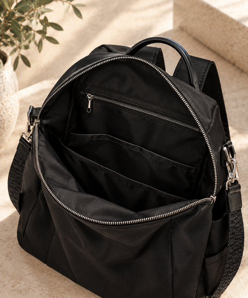 AURENÉ – Urban Chic Backpack 🖤